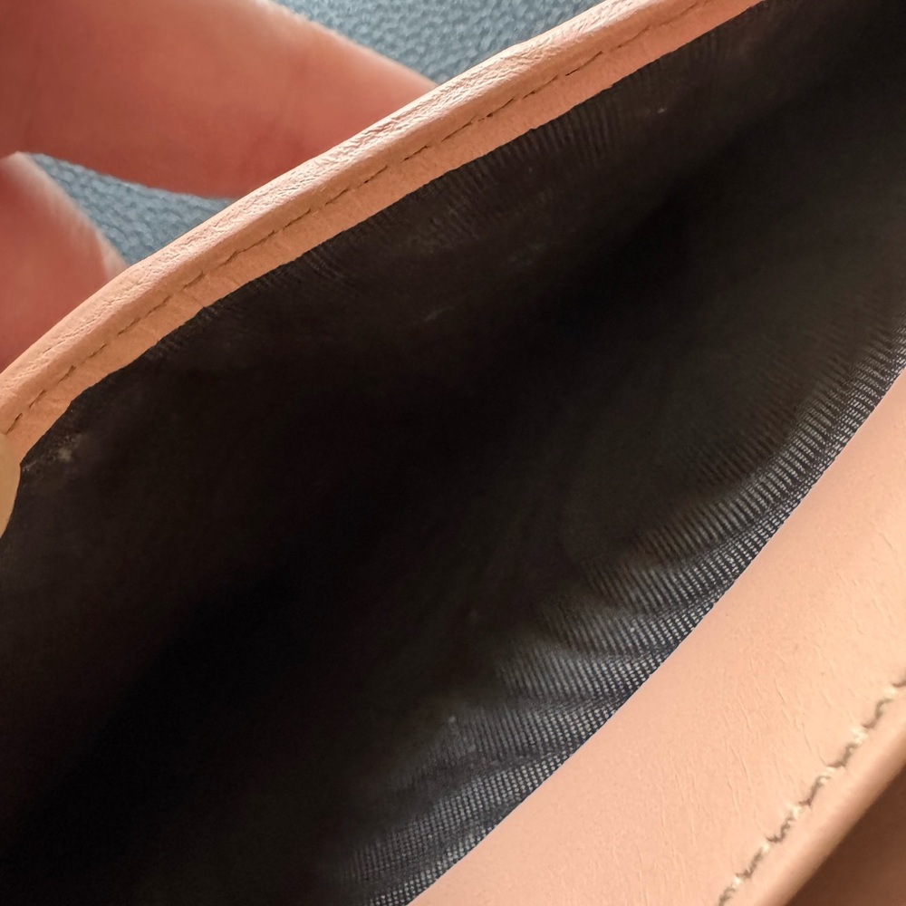 Gucci Tan Wallets Iconic GG Monogram - Picture 6 of 8